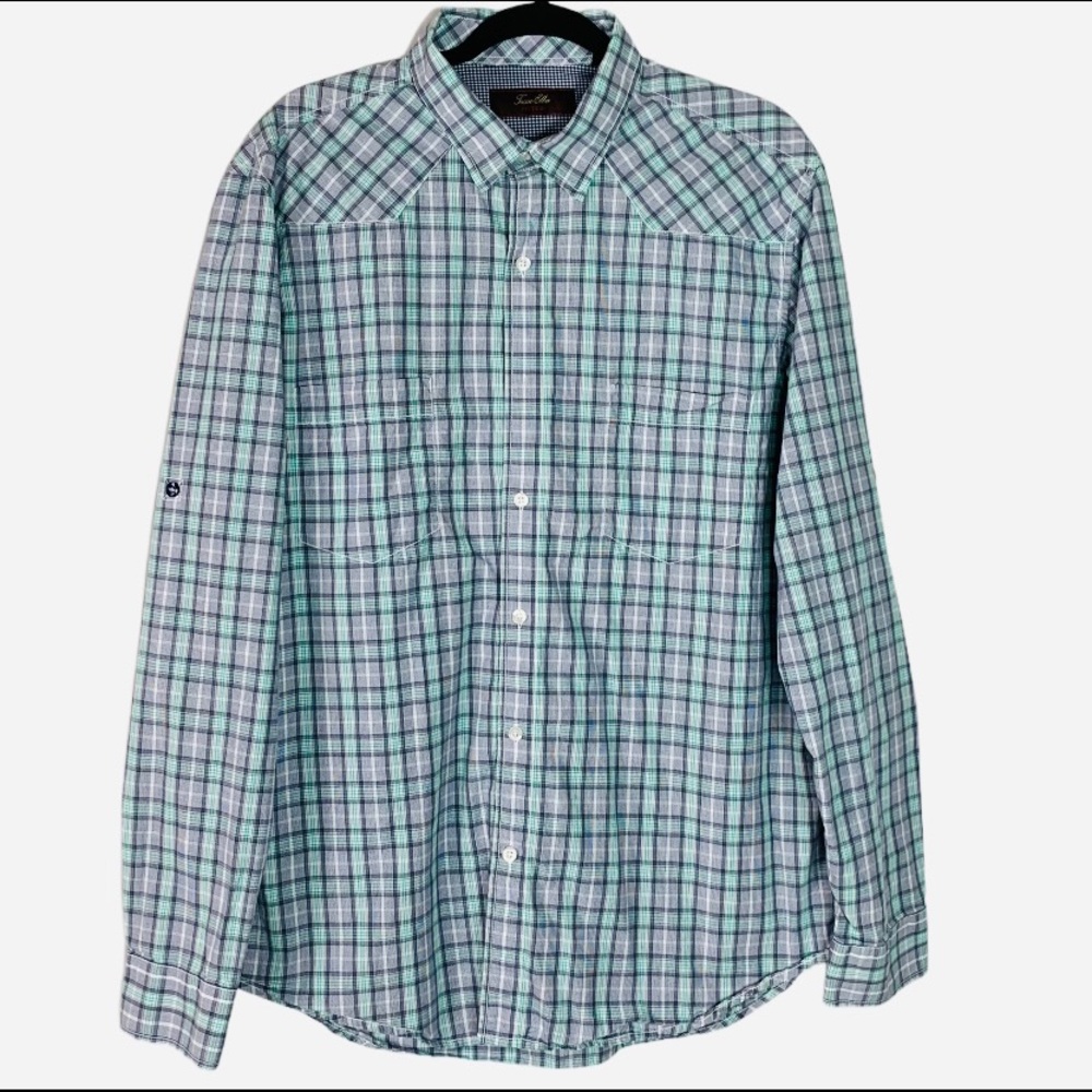 SOLD🎈Men’s Button Down XL Shirts Bundle Of 3 - Picture 2 of 15